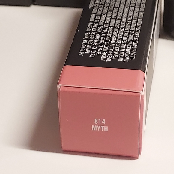 MAC Satin Lipstick *814 MYTH* - Picture 4 of 5